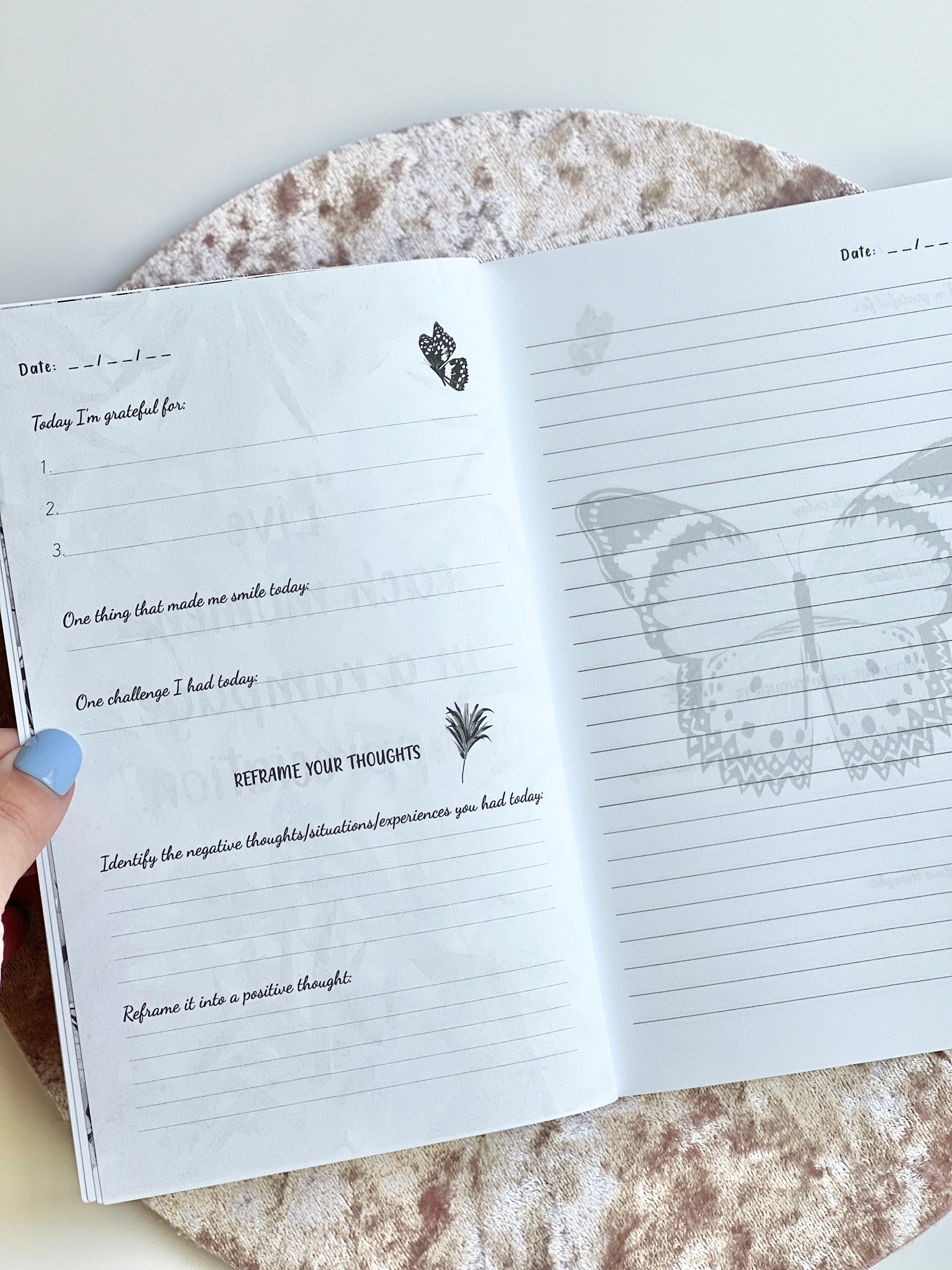 Gratitude Journal Daily Entries to develop thankfulness, mindfulness and positivity